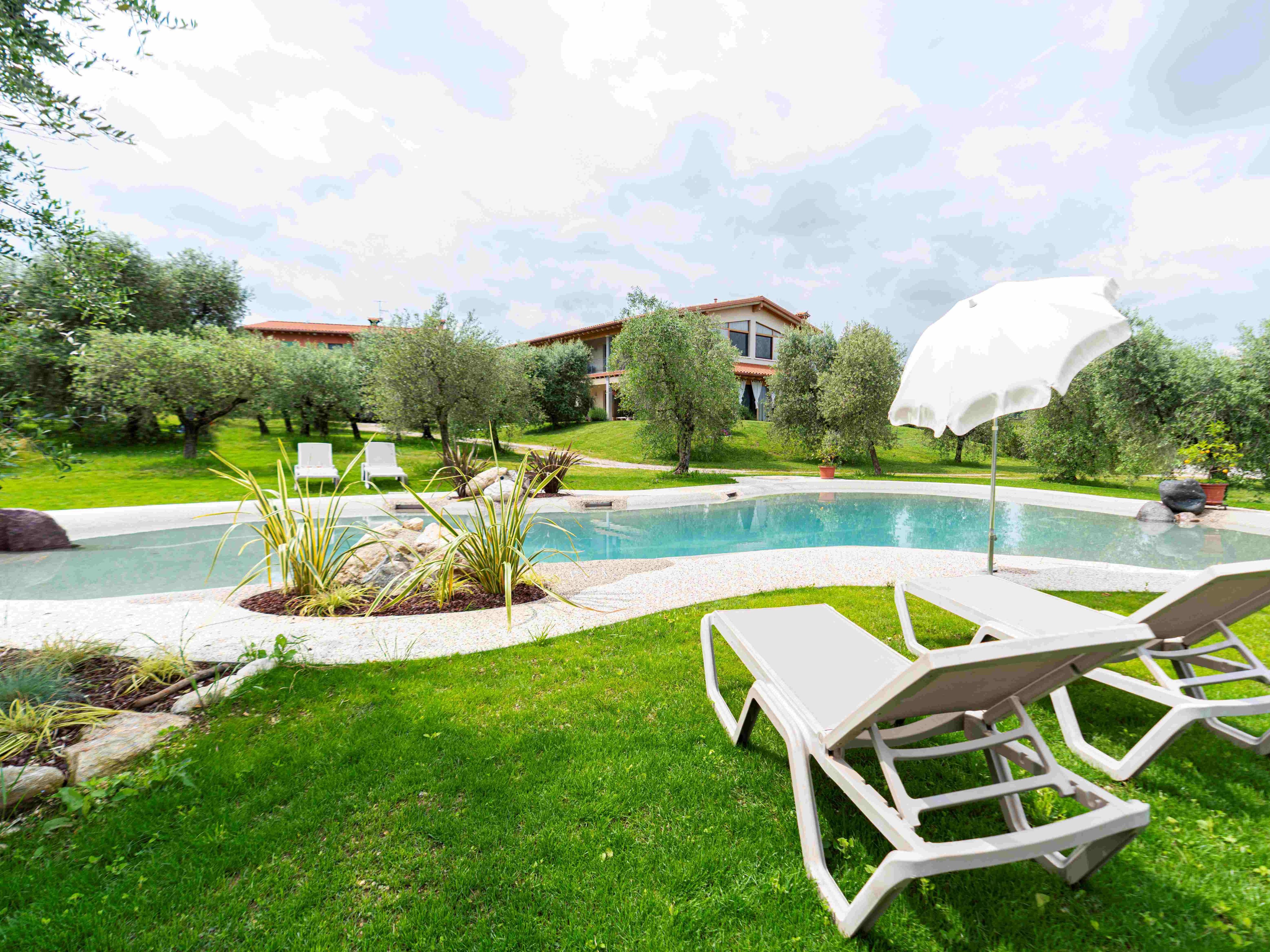 Schwimmbad | Agriturismo Fioralba am Gardasee